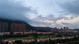 小鹏集团启用全球首条高阶通用人形机器人自动化产线